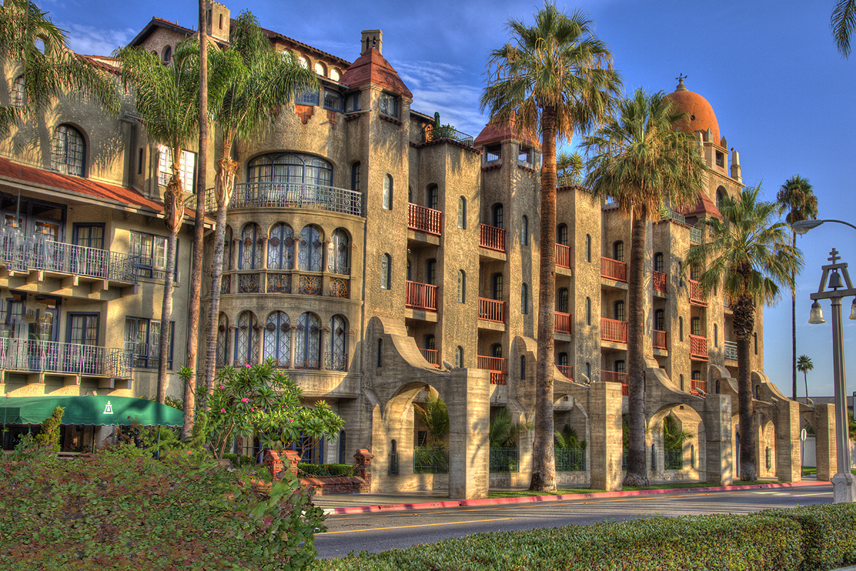 photo of the Mission Inn in Riverside CA (c) Bob Pavelsky